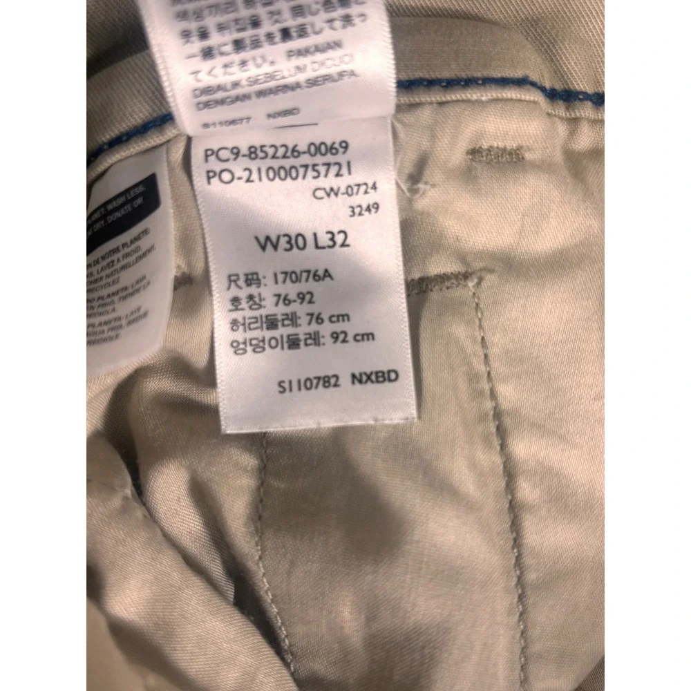 Levis Standard‎ Chino Pants Mens 31x30 Khaki Tan Slim Straight Cotton Twill